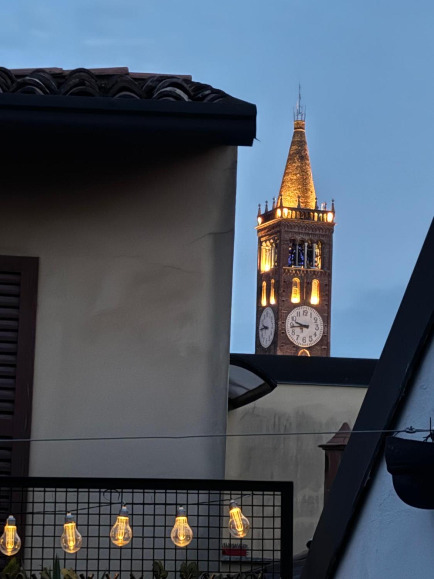 Appartamento La Terrazza In Centro Treviglio Esterno foto